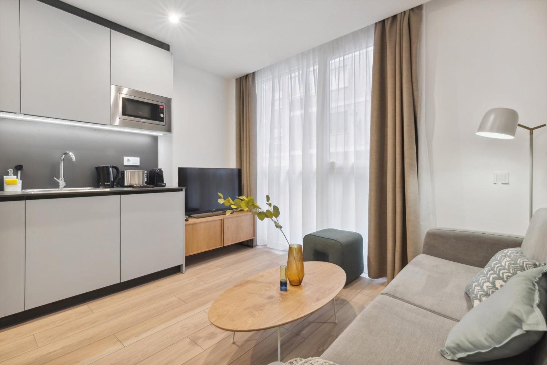 Limehome Carrer Del Pare Palau I Quer Apartment Valencia