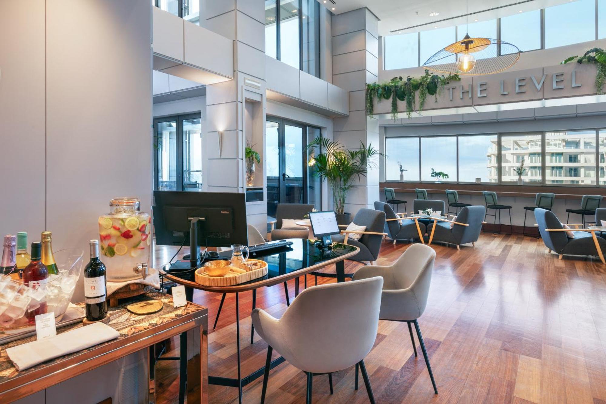 Melia Hotel 4*