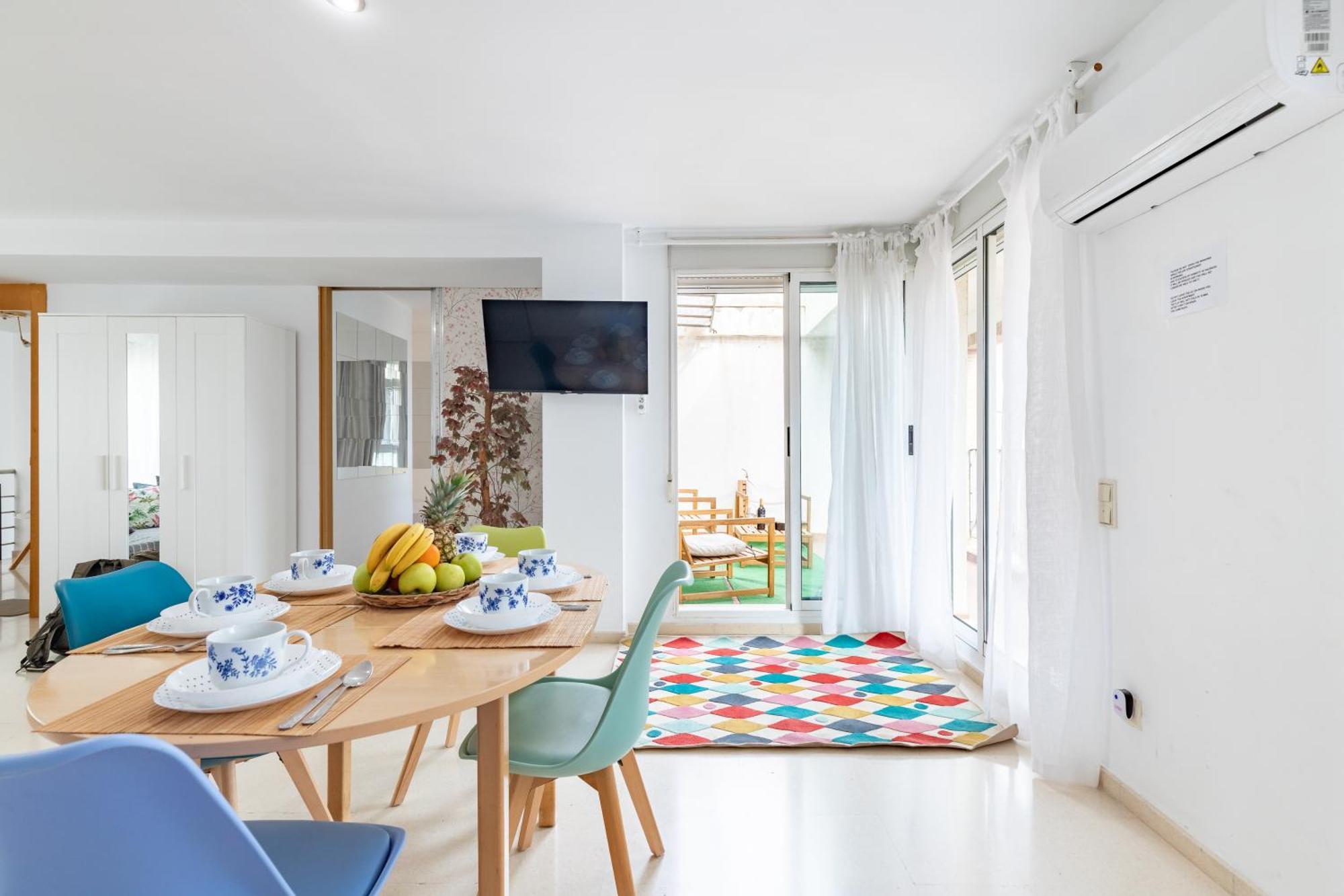 Penthouse Duplex In A 4 Floors Spanish House -8 Min To Center By Metro Appartement