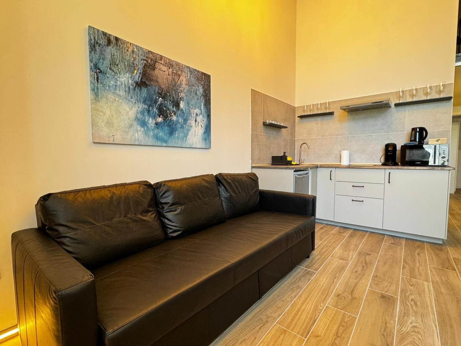 Melia Y Fuster 23c Valencia