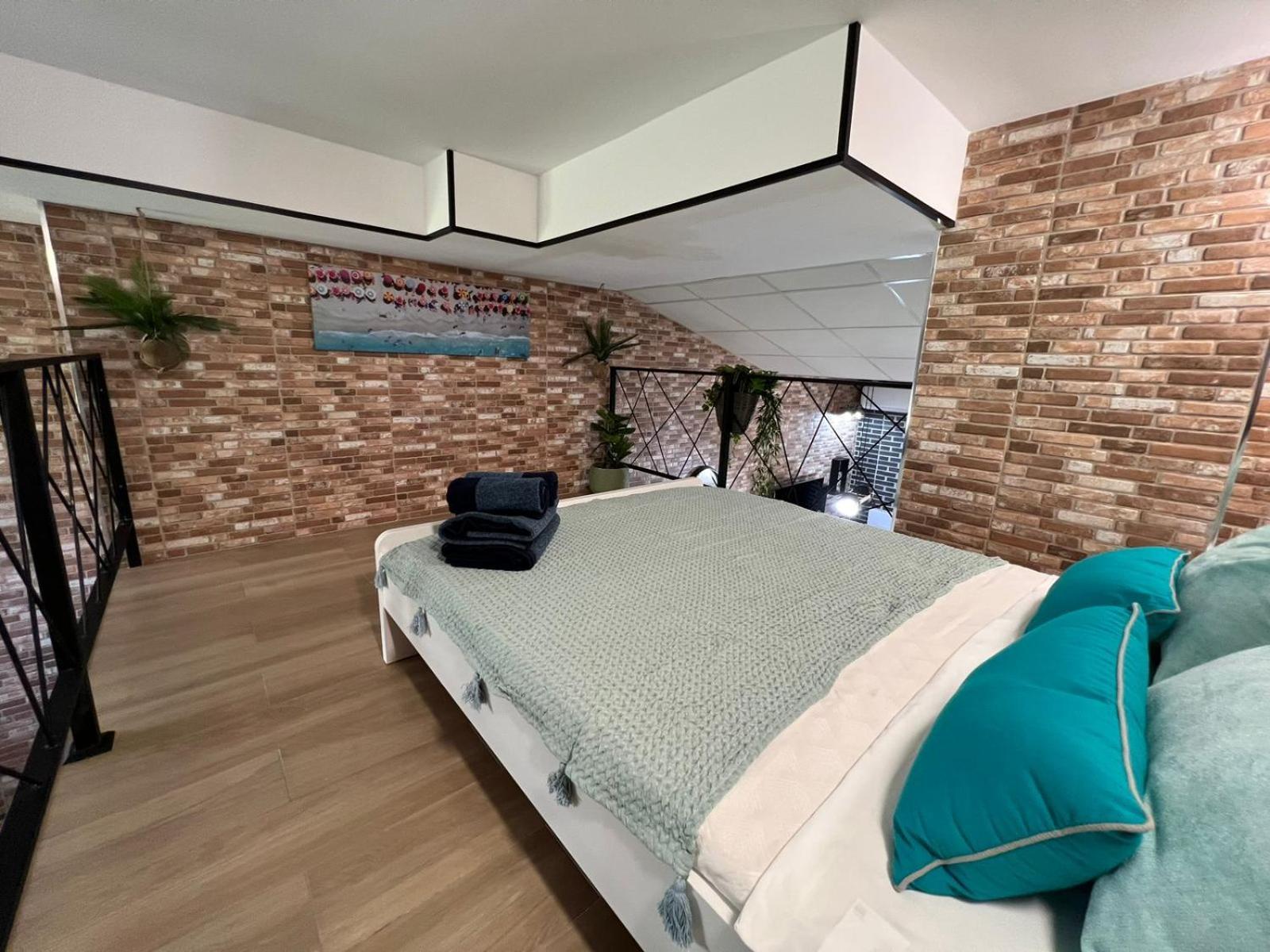 Melia Y Fuster 23c Aparthotel *