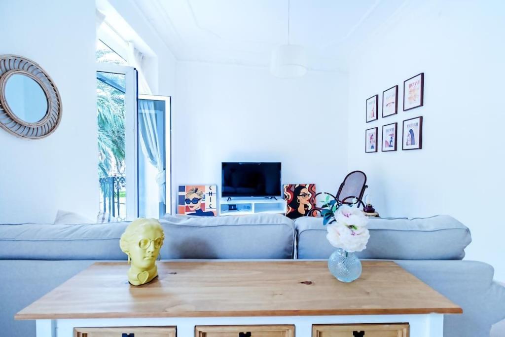 Apartment Design And Center *