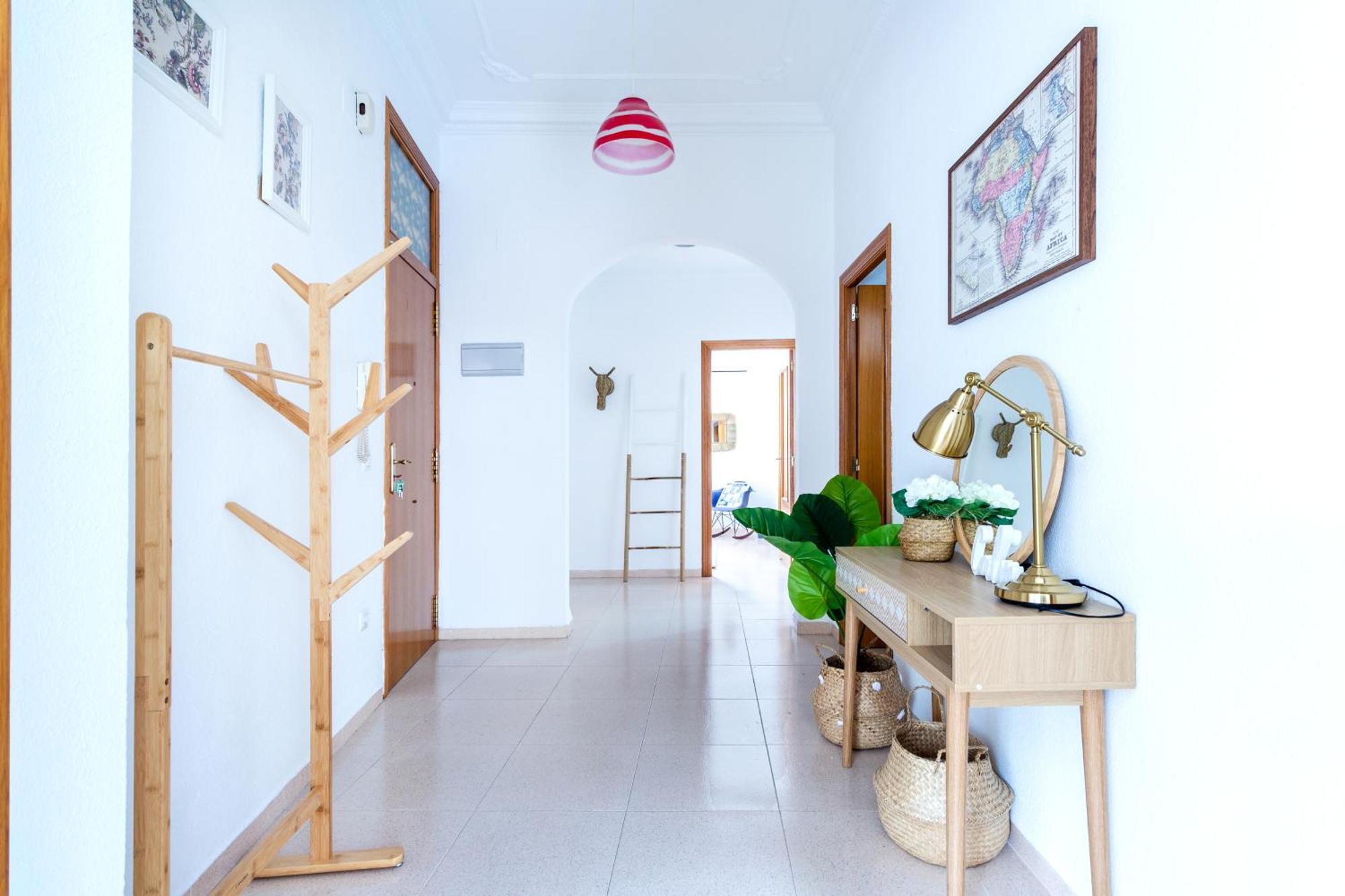 Design And Center Apartment