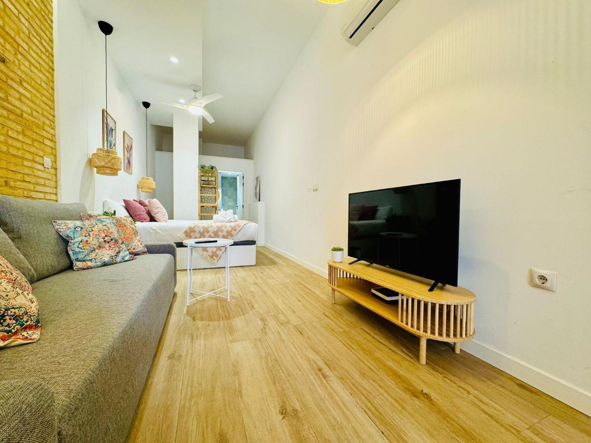 Apartment Dorado Cabanyal - Luxury Beachside Charm Valencia