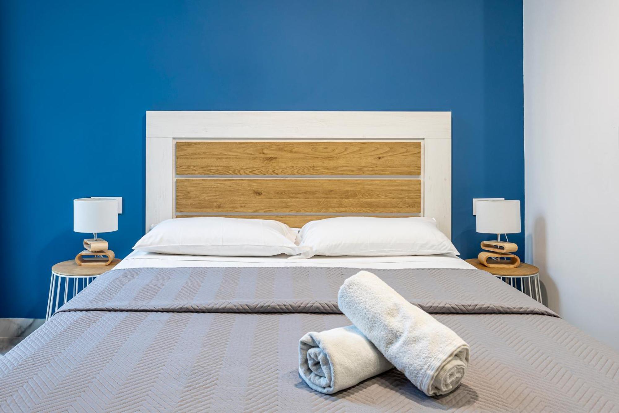 New 1 Room,4 Pax,wifi, Acruzafa Market * Valencia