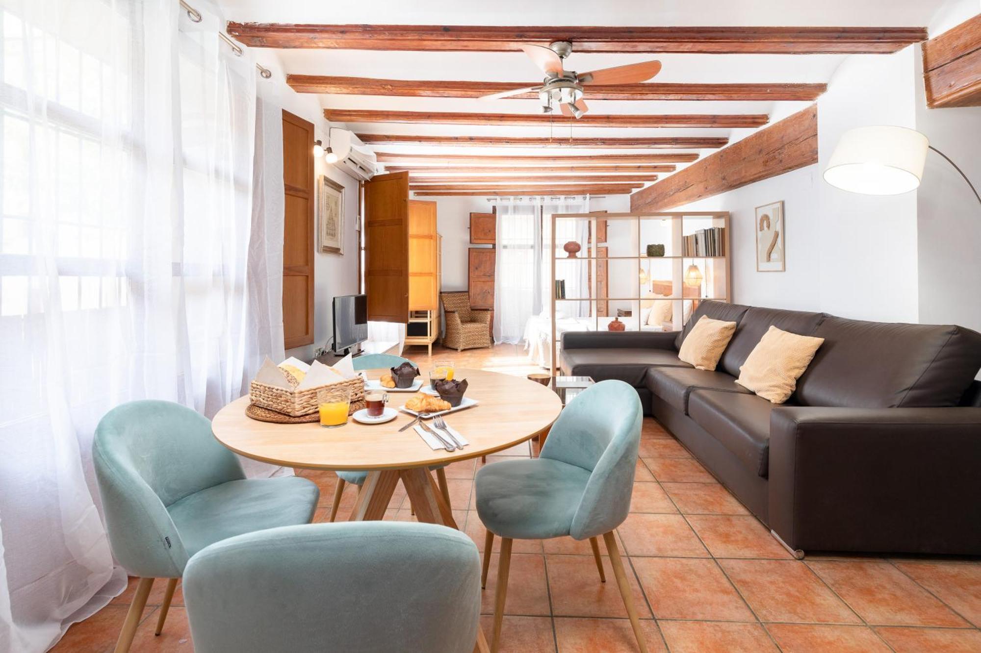 Travel Habitat Plaza Del Pilar. Apartment Valencia