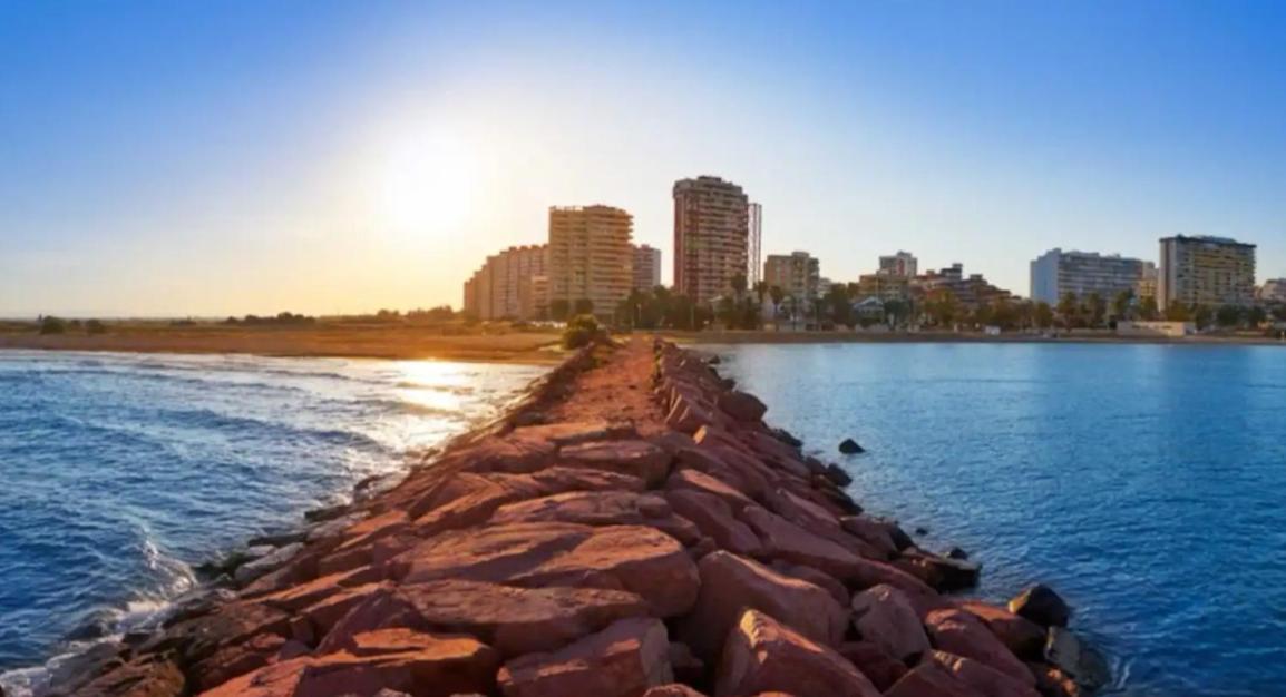 Brisa Marina A Unos Pasos Del Mar *