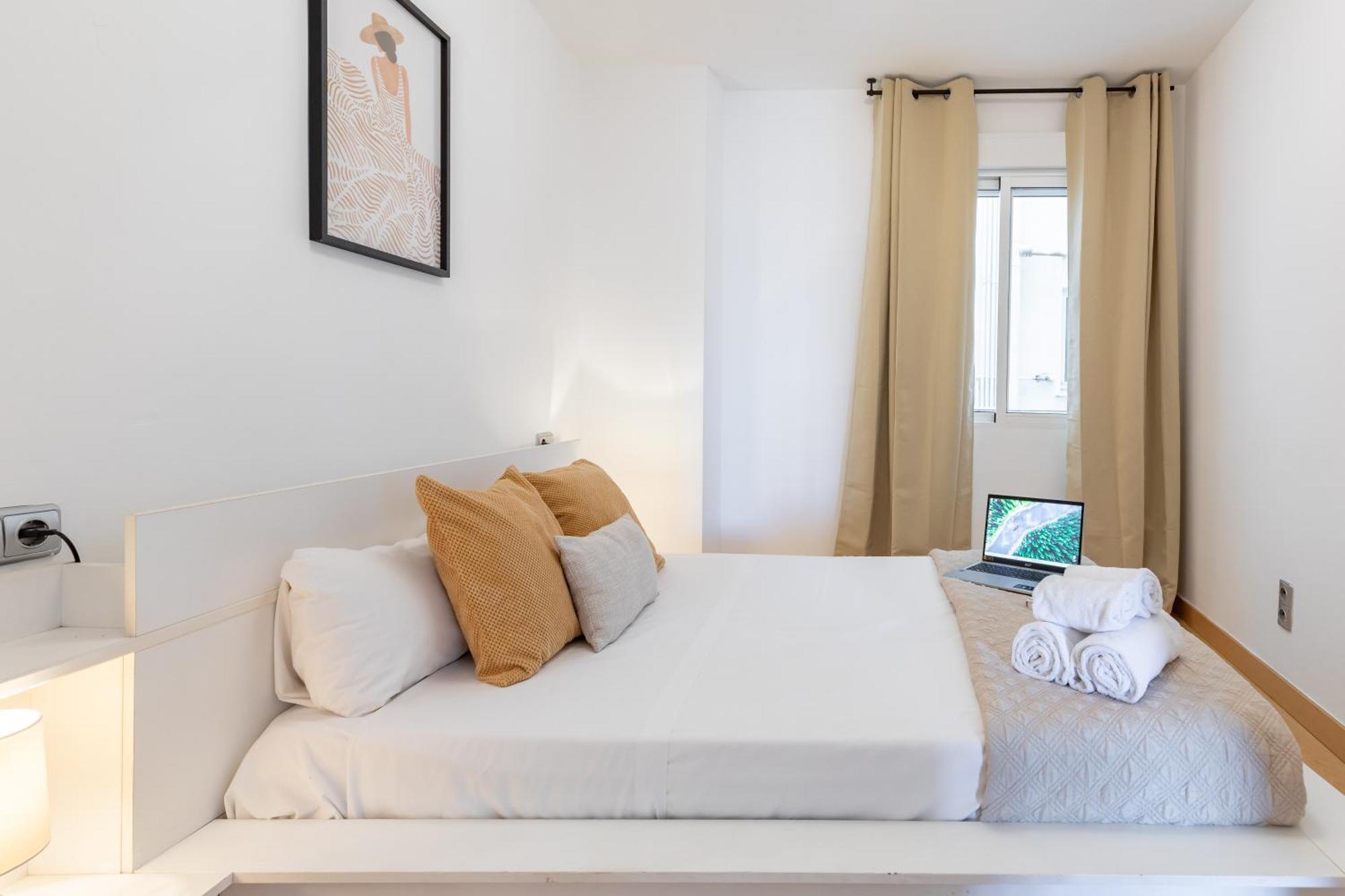 Travel Habitat Torres De Serrano Valencia