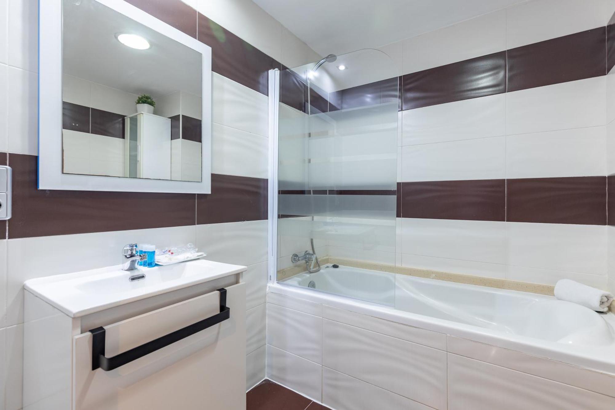 Apartment Travel Habitat Torres De Serrano