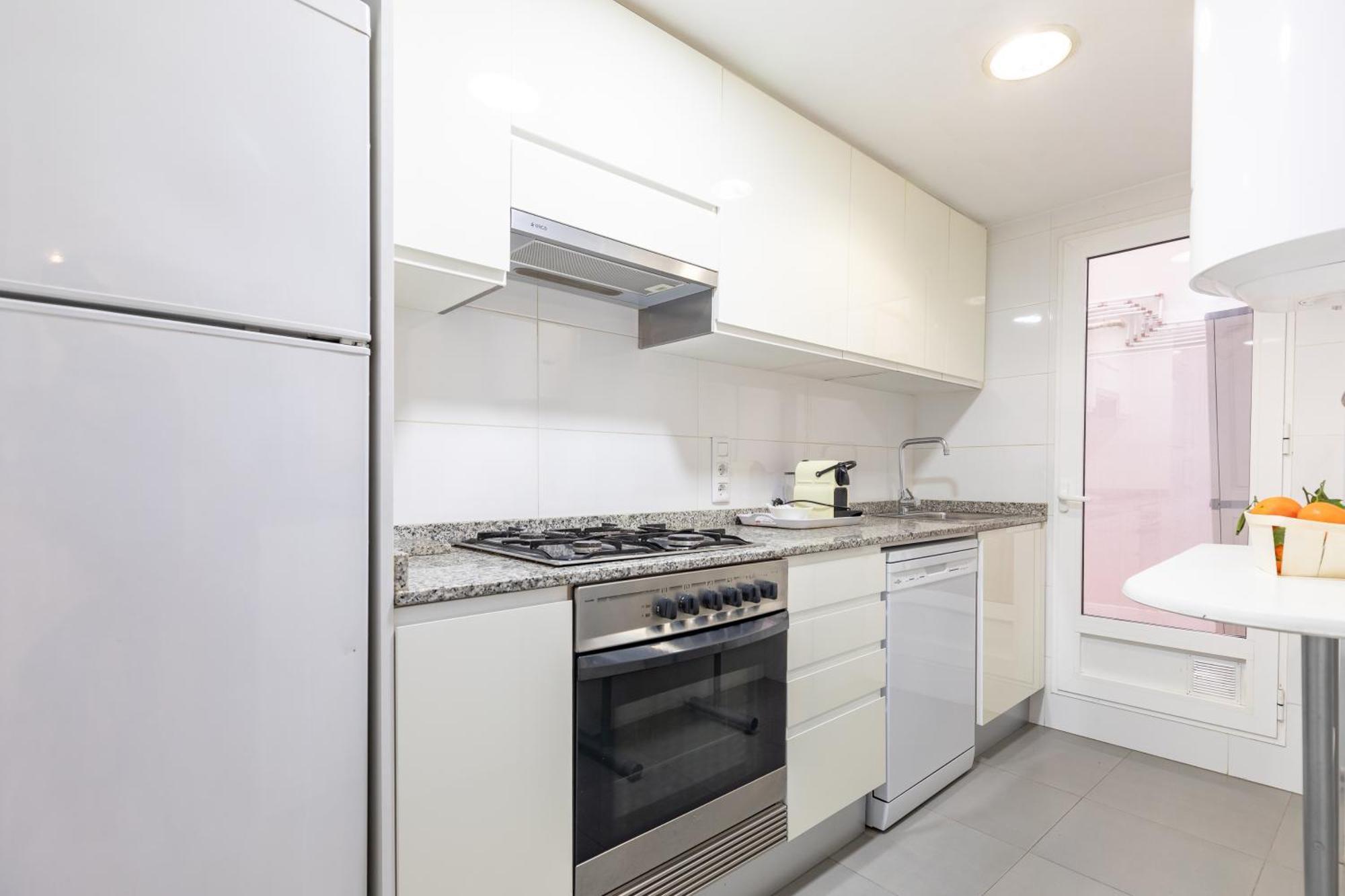 Travel Habitat Torres De Serrano Apartment Valencia