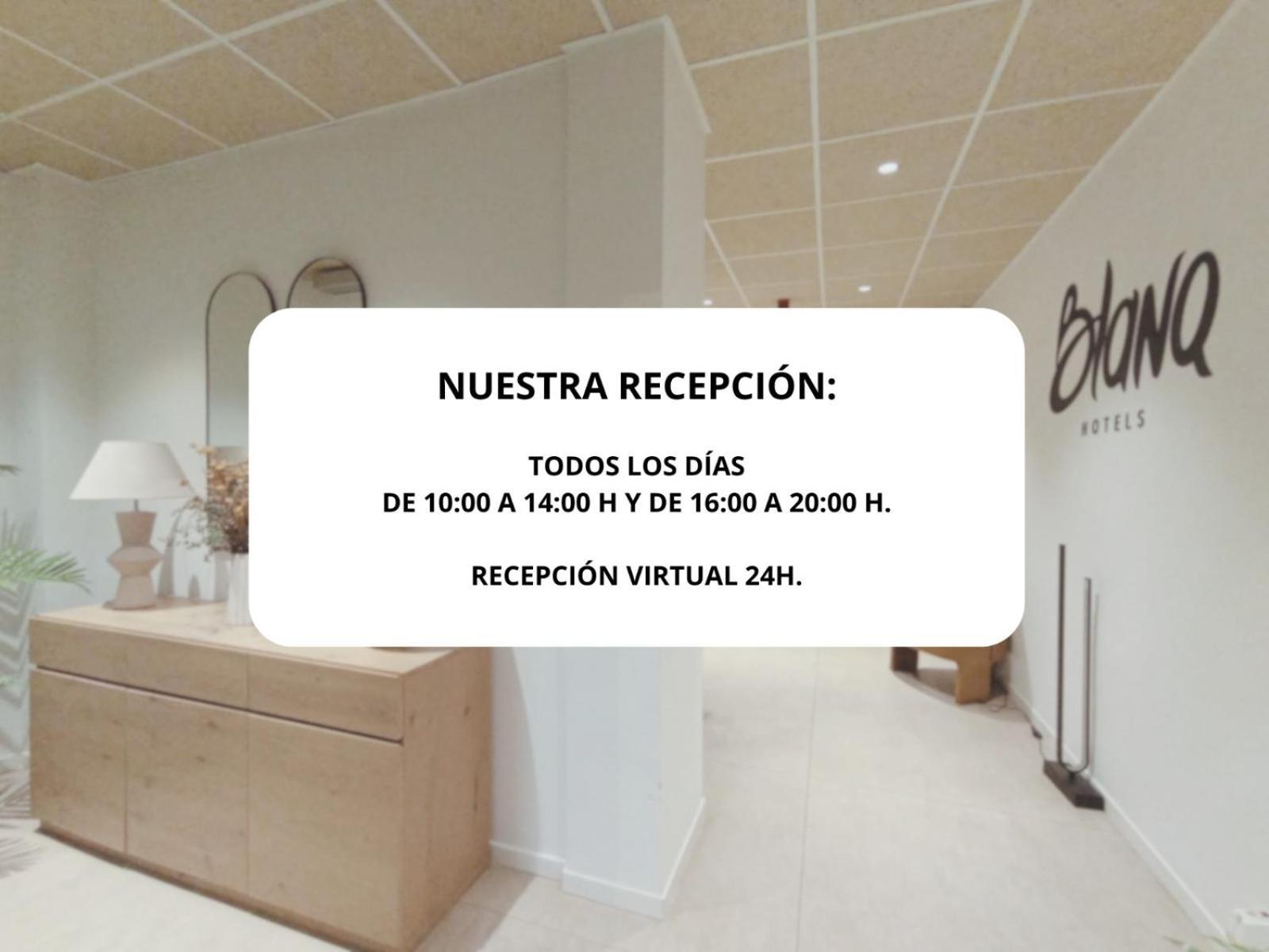 Blanq Marina Suites Aparthotel Valencia