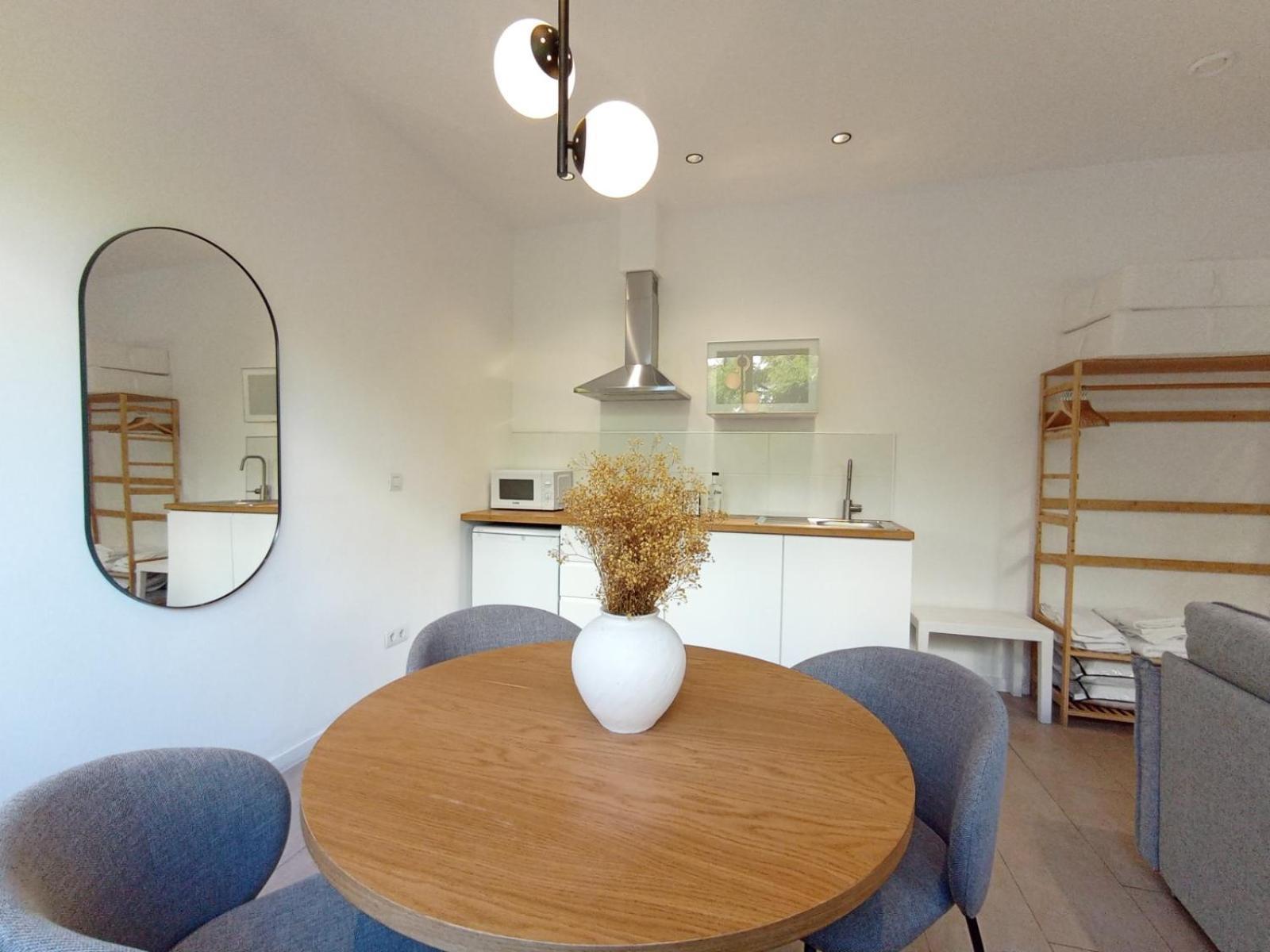 Blanq Marina Suites