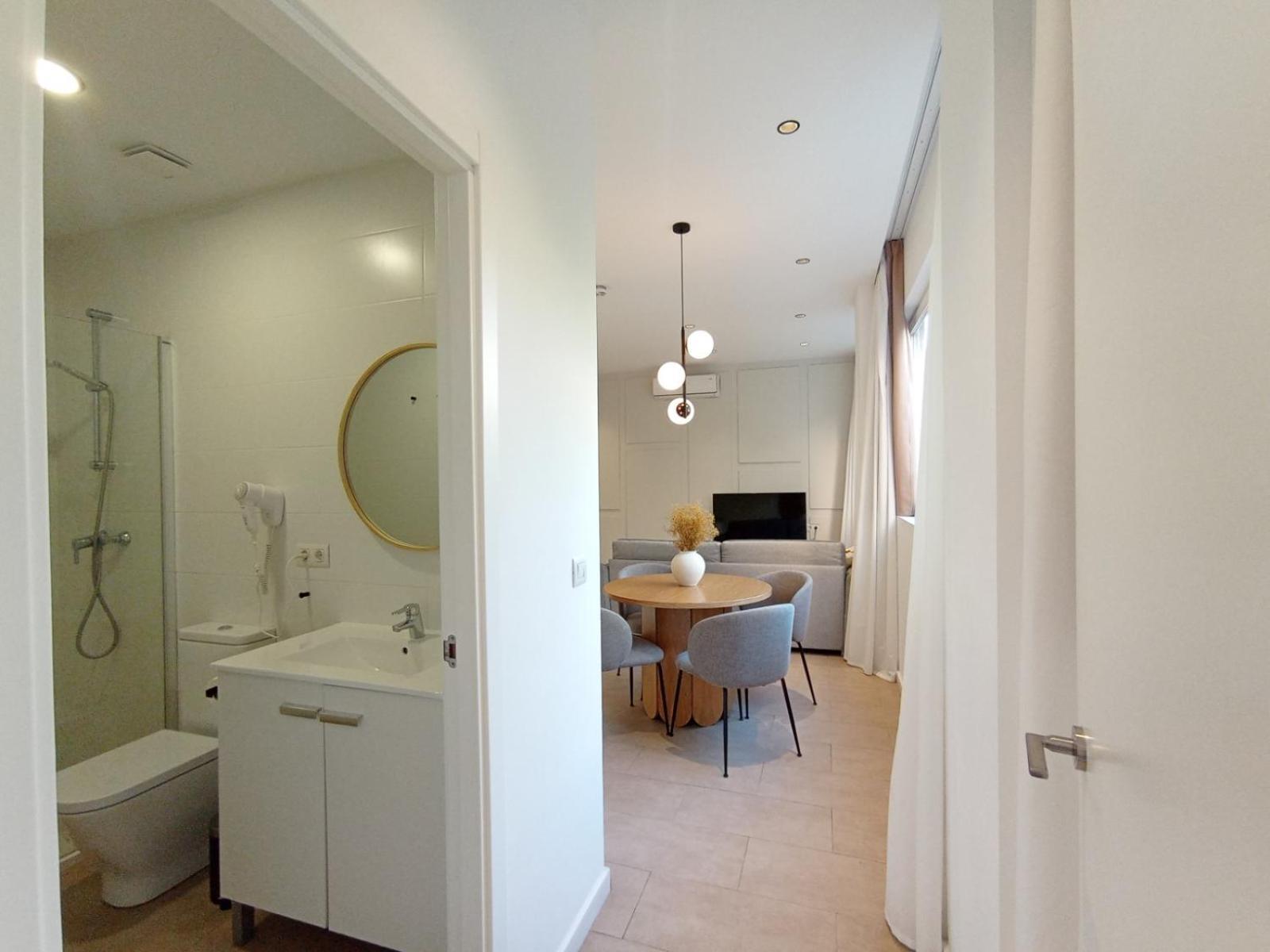 Blanq Marina Suites * Valencia