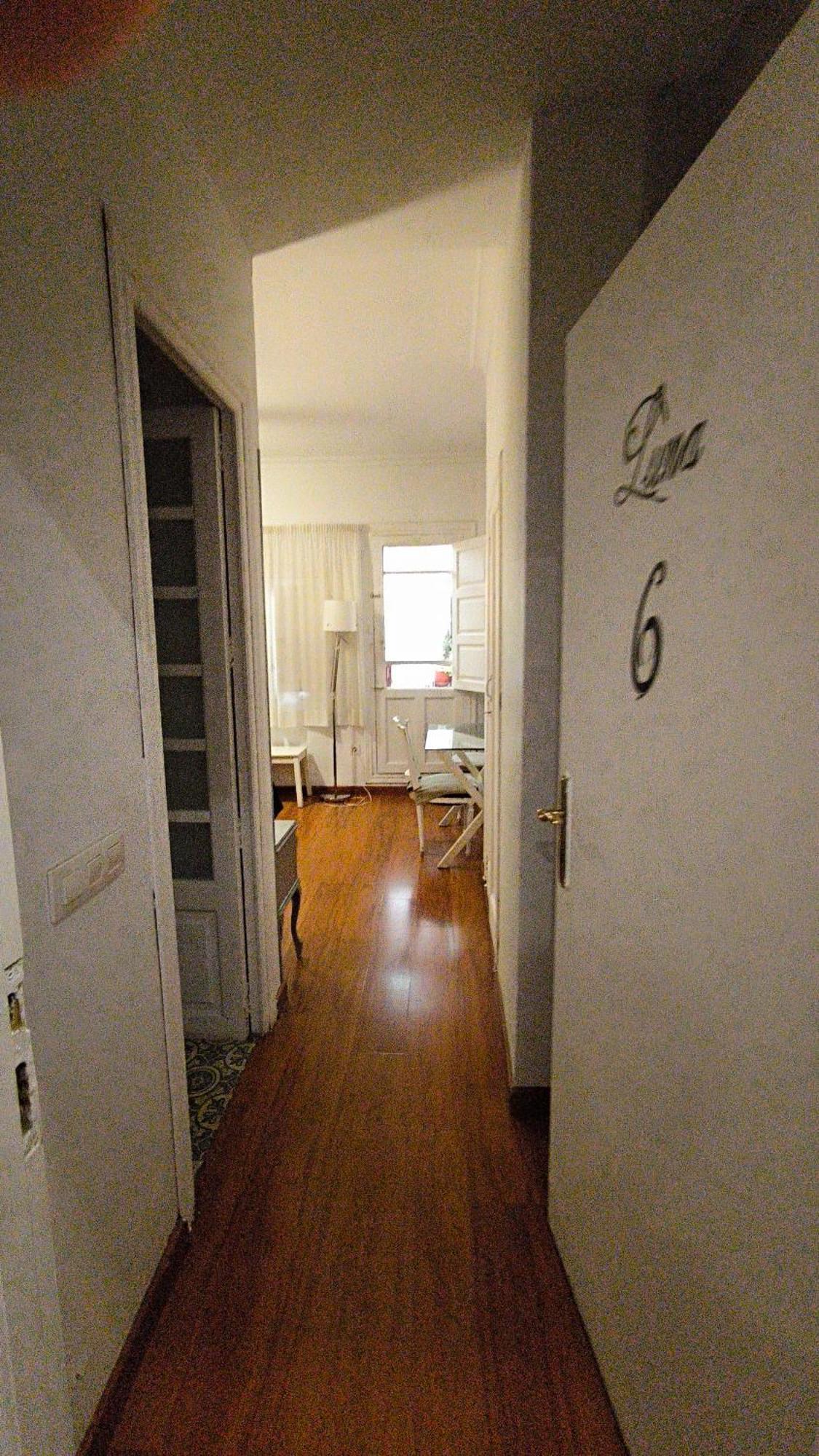7 Moons Bed & Breakfast Valencia