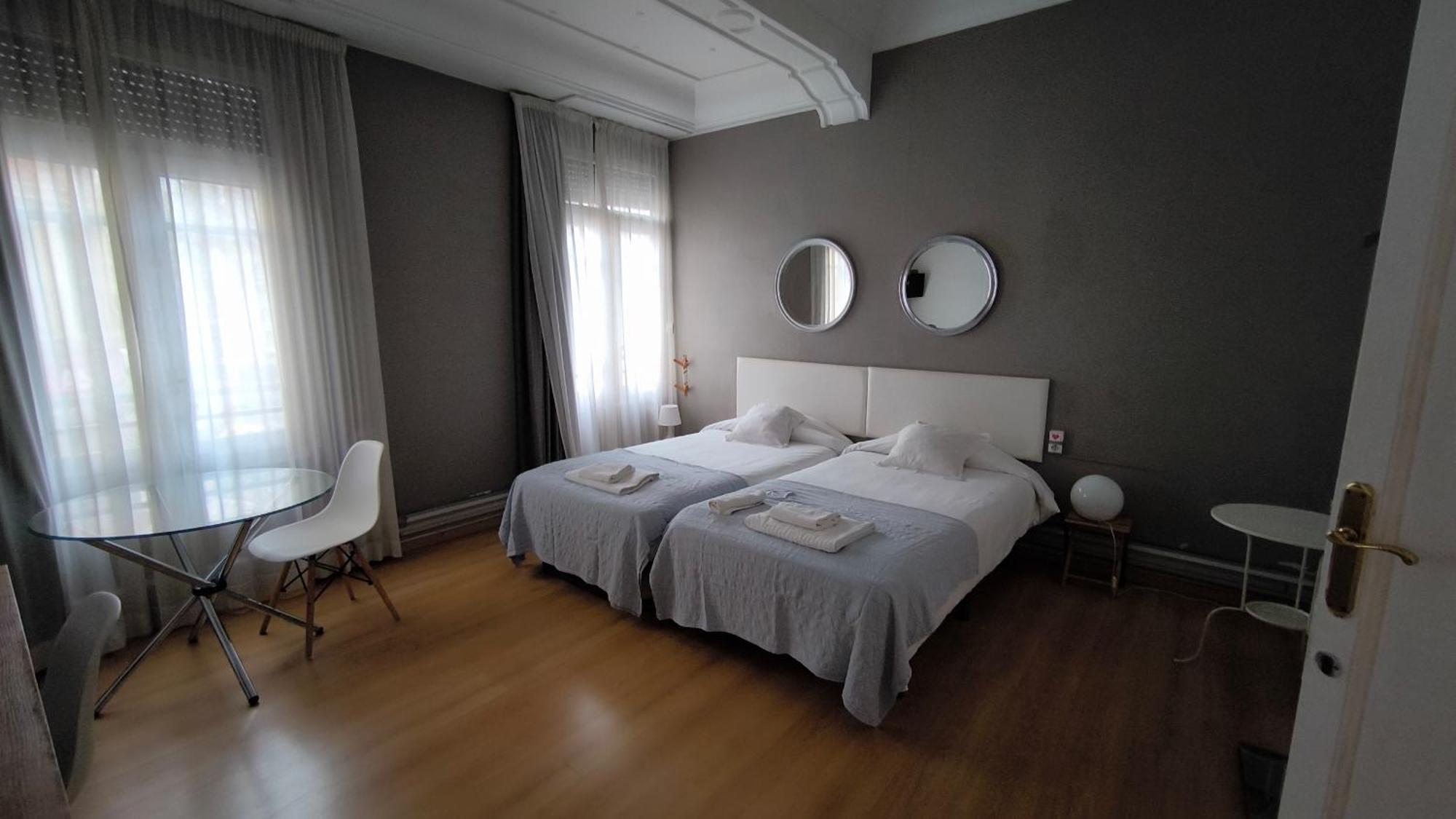 7 Moons Bed & Breakfast Valencia
