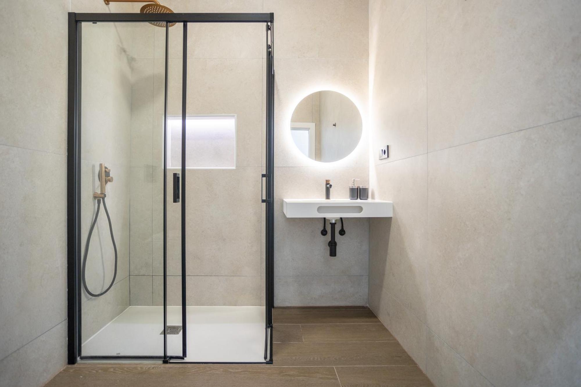 Flats-elegante, Junto Al Roig Arena Apartment