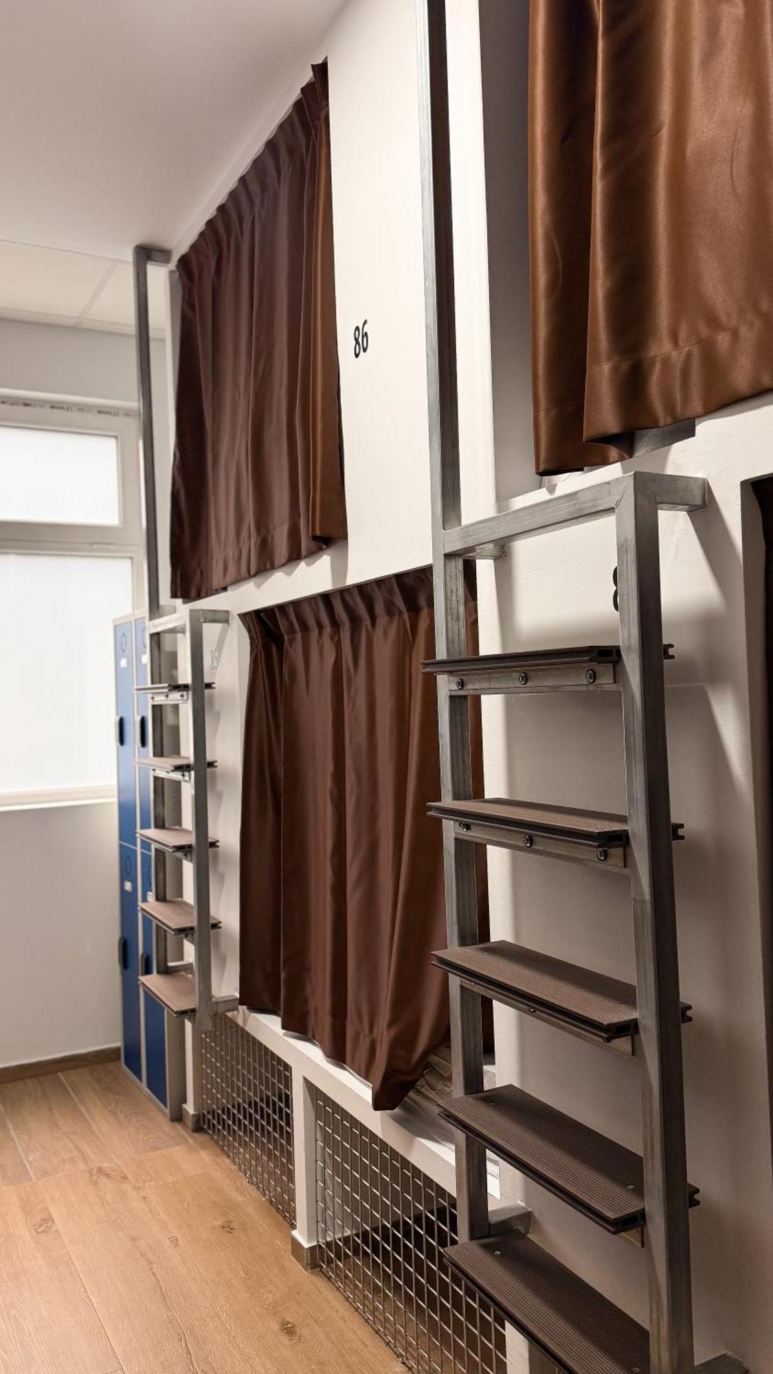 Hostel & Arts *
