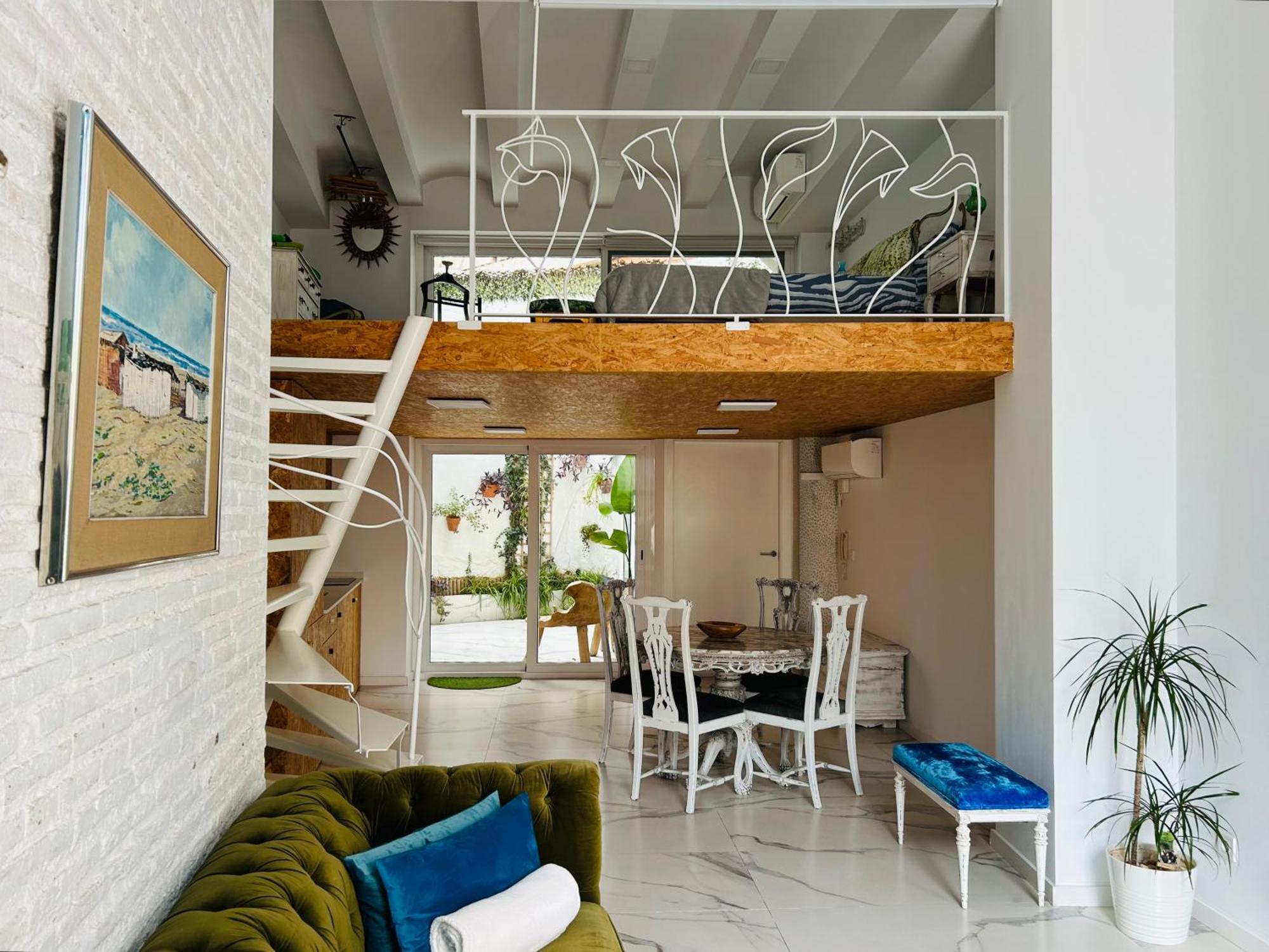 Casa de férias Loft Con Mucha Luz En El Centro Barrio Ruzafa Valência