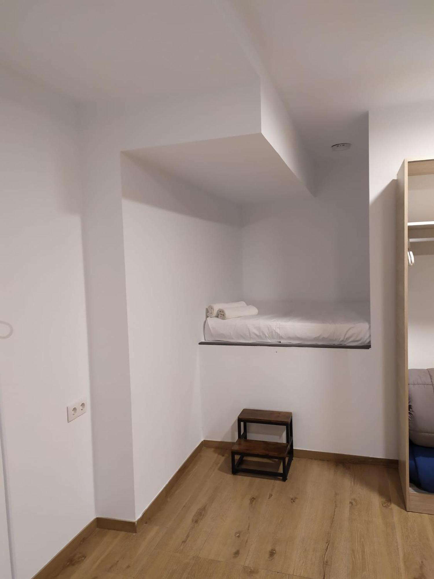 & Arts Hostel