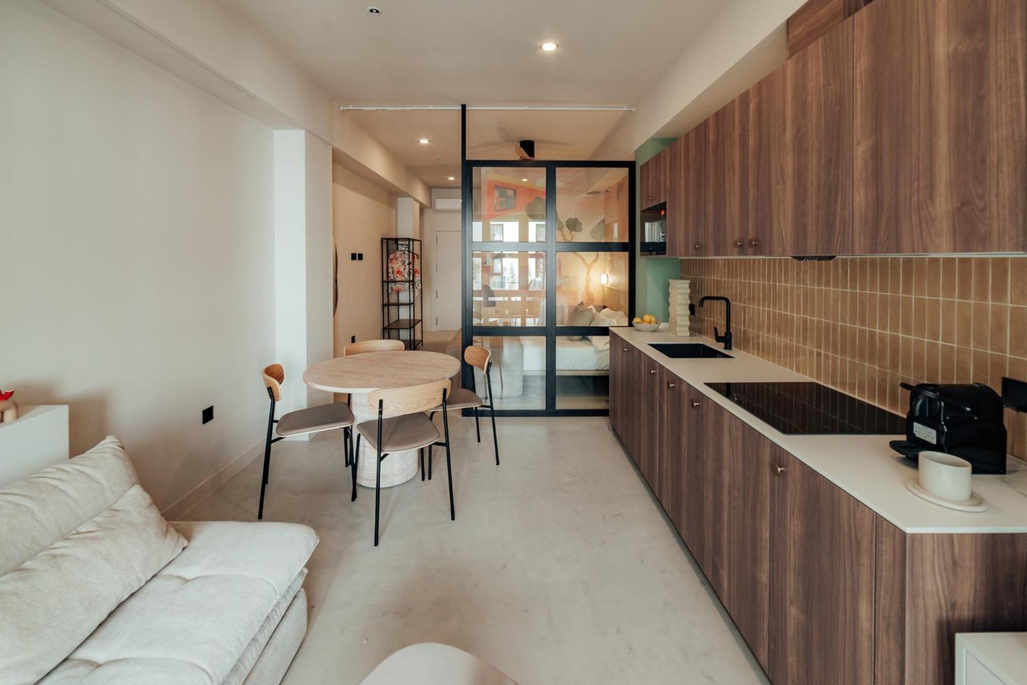 The Atelier Lofts Apartahotel *