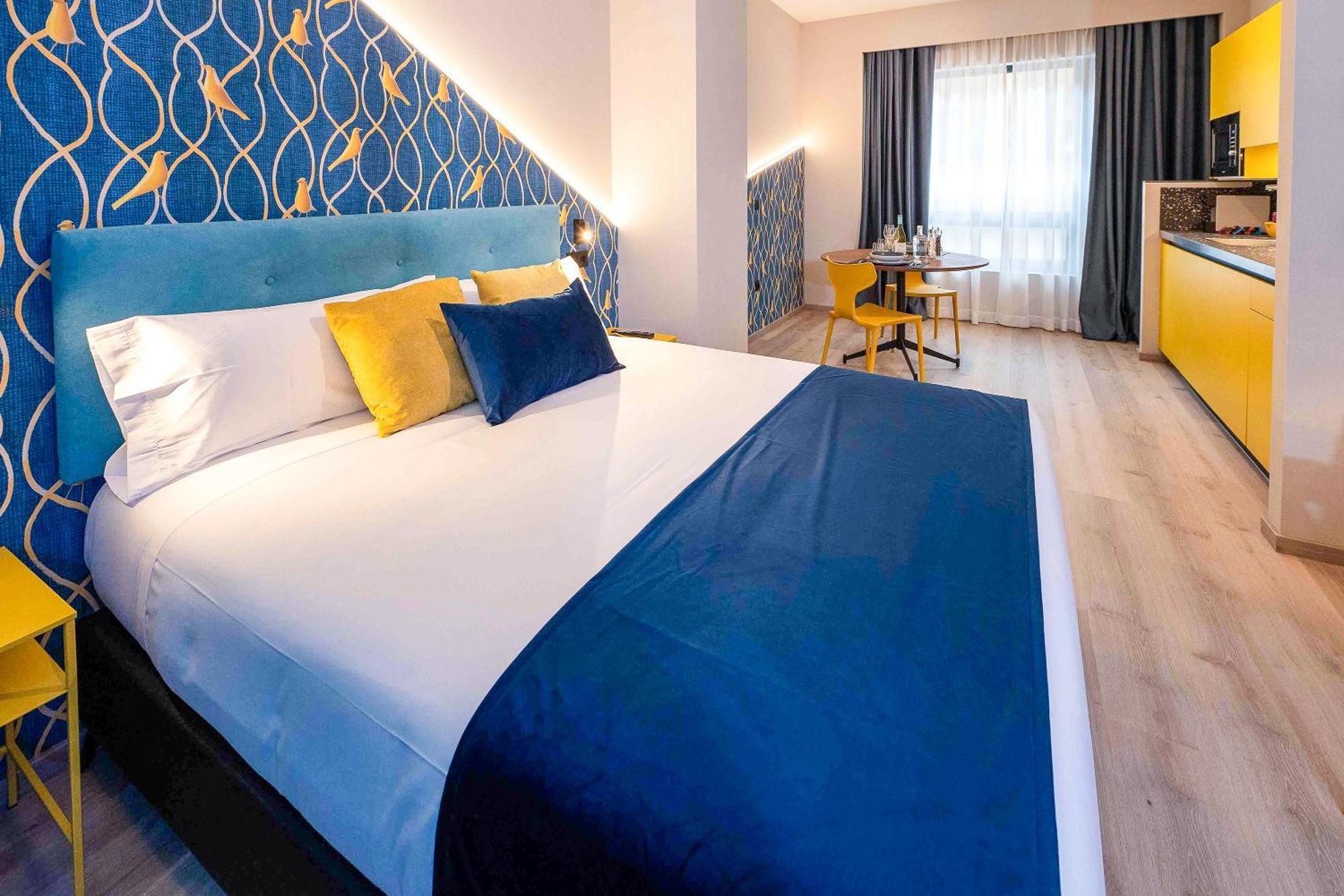 Pathos By Mimood Aparthotel