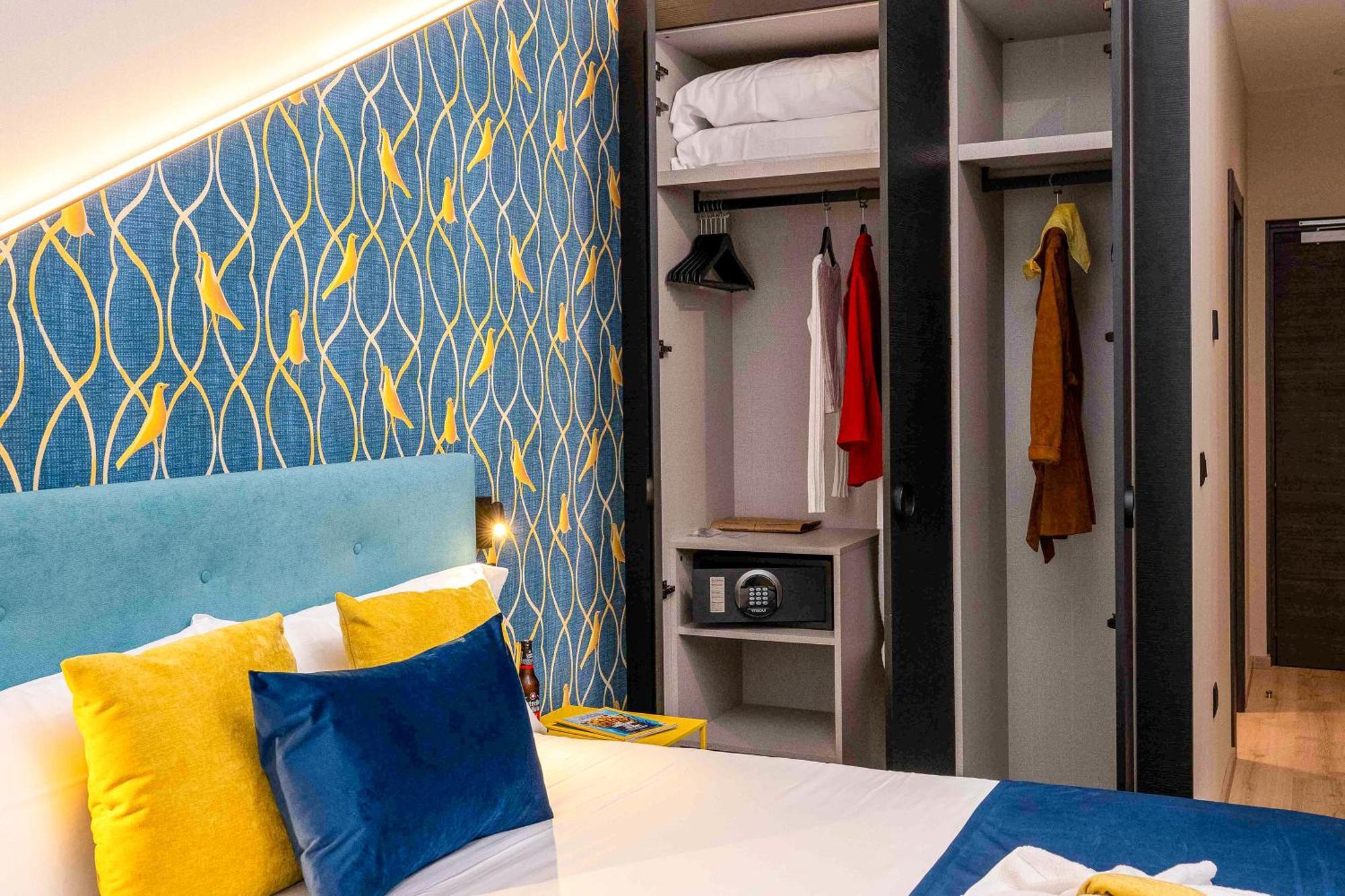 Pathos By Mimood Aparthotel