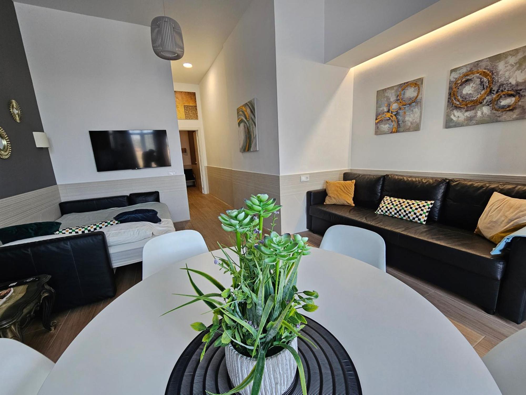 Artes Hlius Luxury *