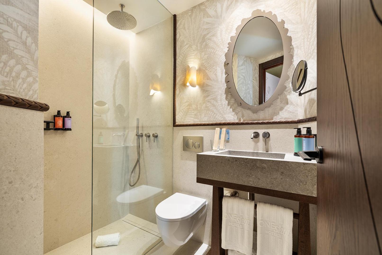 One Shot Puerta Ruzafa Hotel 4*