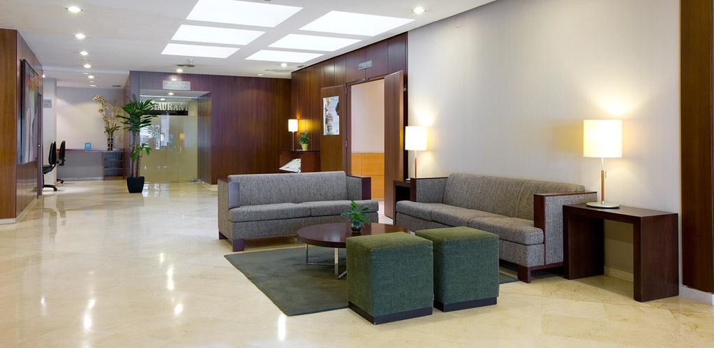 Nh Ciudad De Hotel 3*