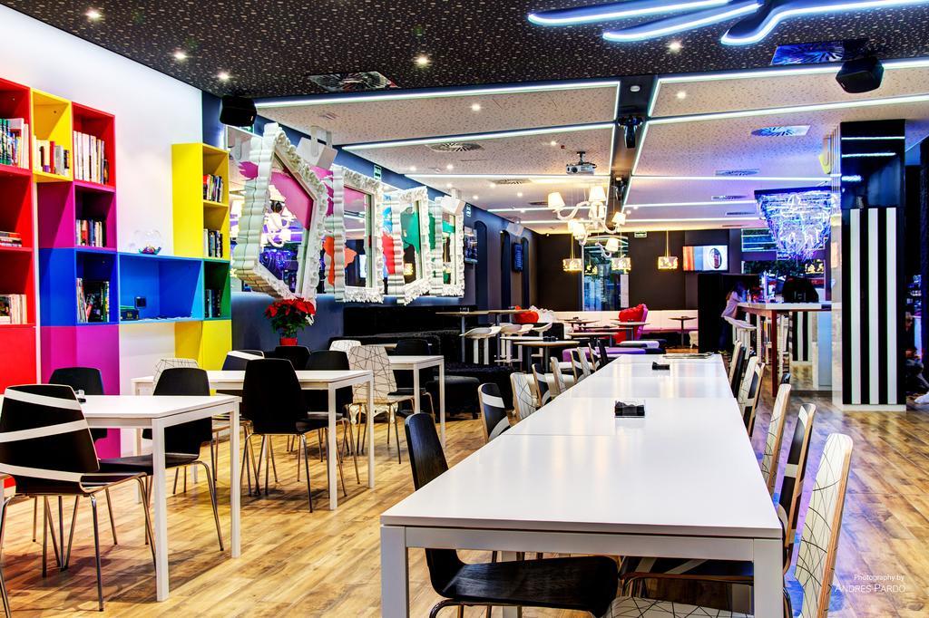 Urban Youth Hostel *
