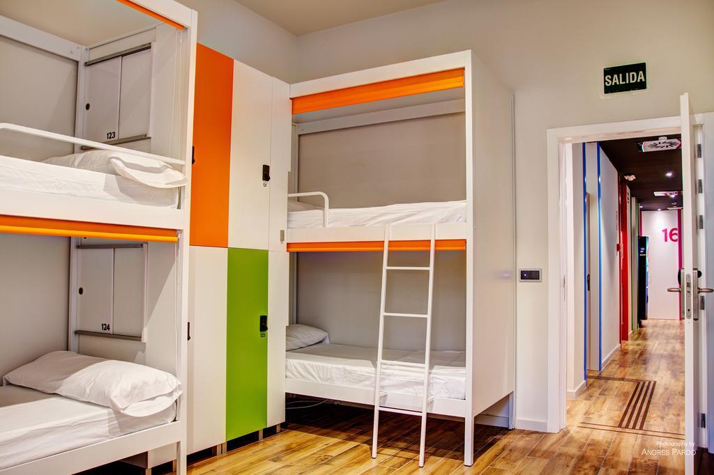 Hostel Urban Youth *