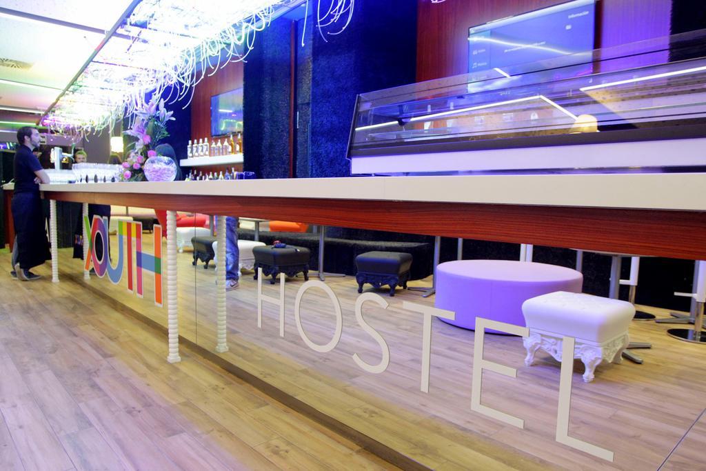 Urban Youth Hostel *