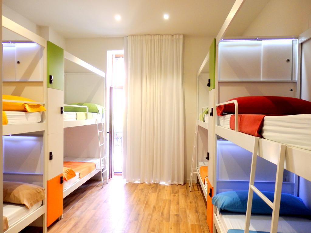 Hostel Urban Youth