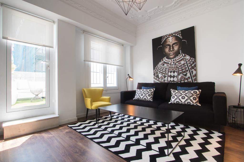 Luxury - Boutique Center Apartment *