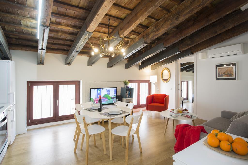Singularstays San Vicente Apartment *
