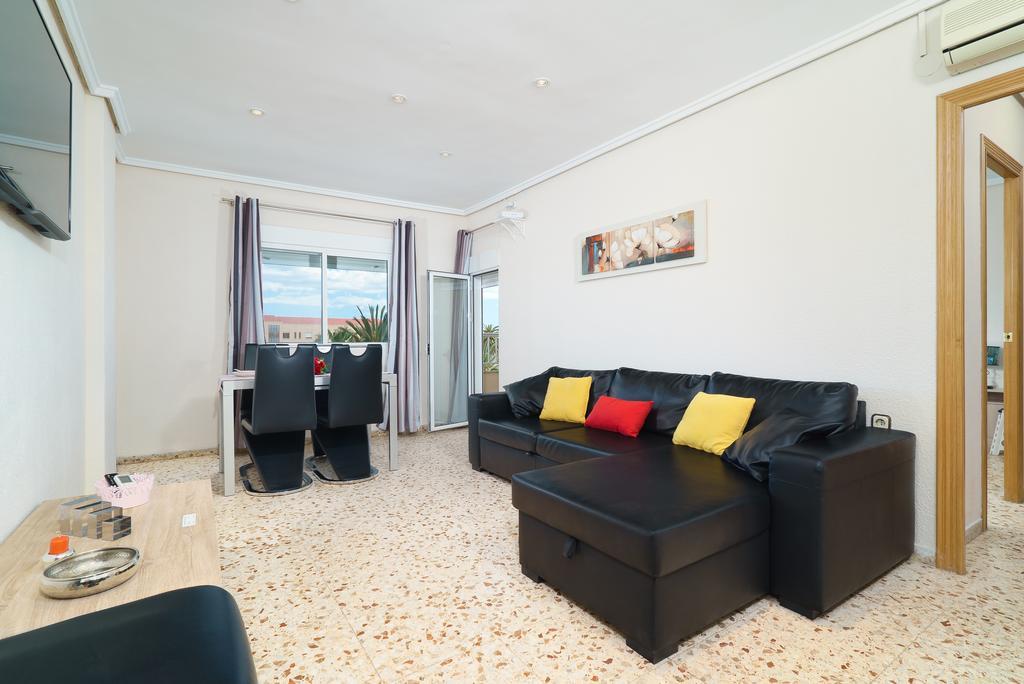 City Beach Apartment *
