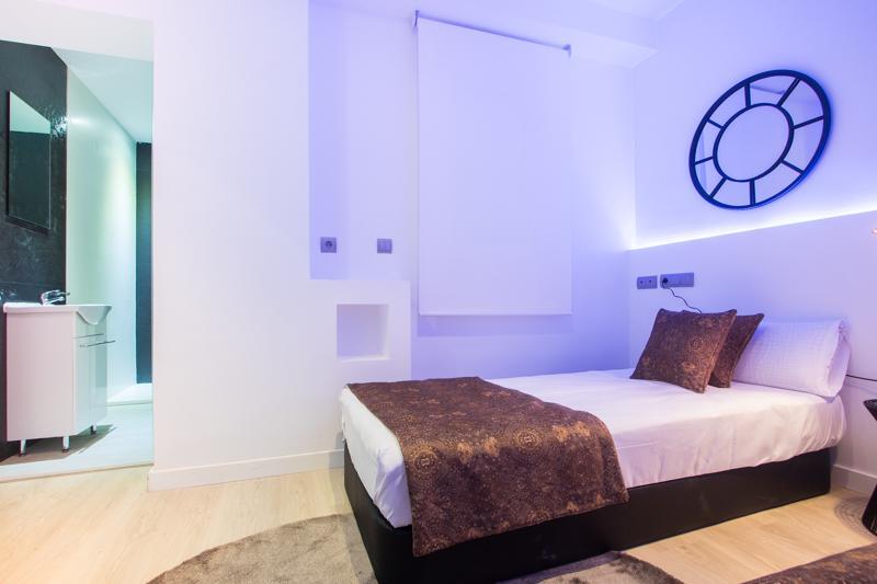 Luxury - Boutique Center Apartment *