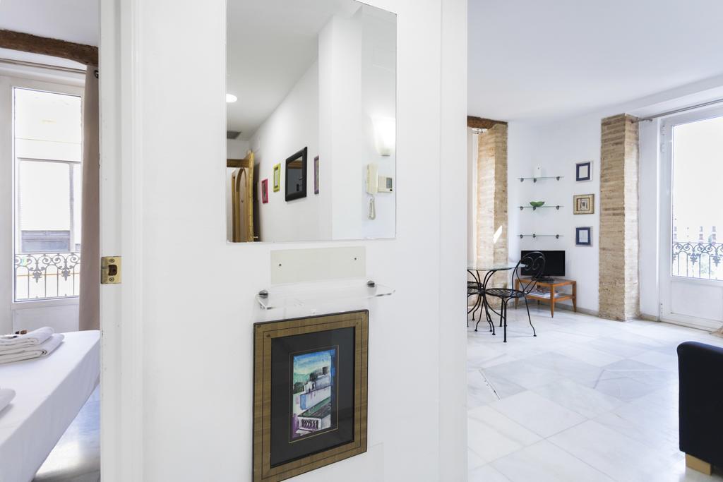 Living Valencia - Jardin Del Turia Apartment Valencia