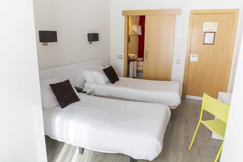 Sweet Continental Hotel 2*