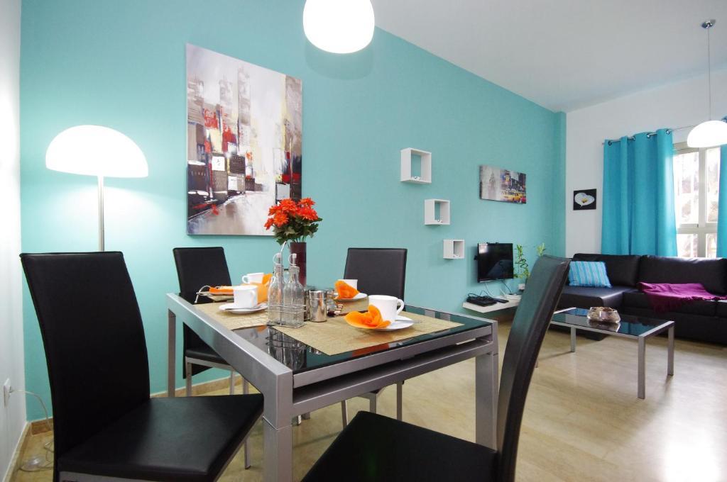 City Beach Apartment *