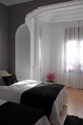 7 Moons 2* Valencia
