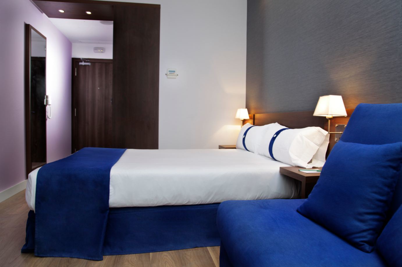 Olympia Universidades 3*