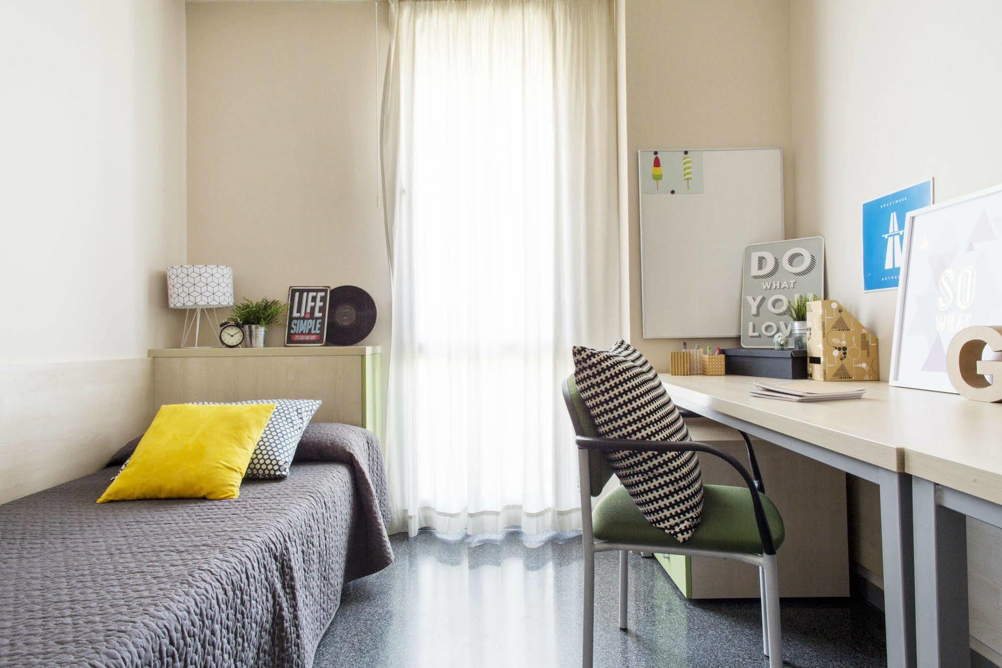 Residencia Universitaria Resa Damia Bonet Apartment *