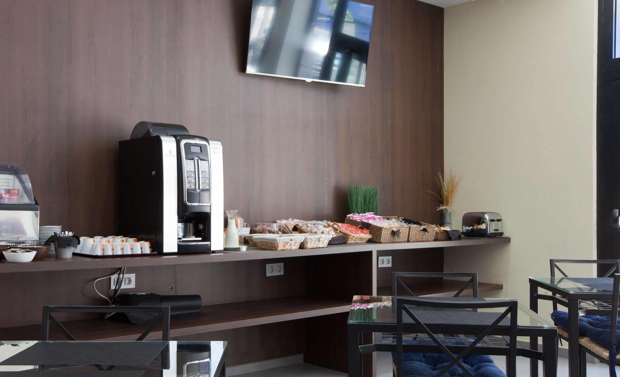 Olympia Universidades Hotel