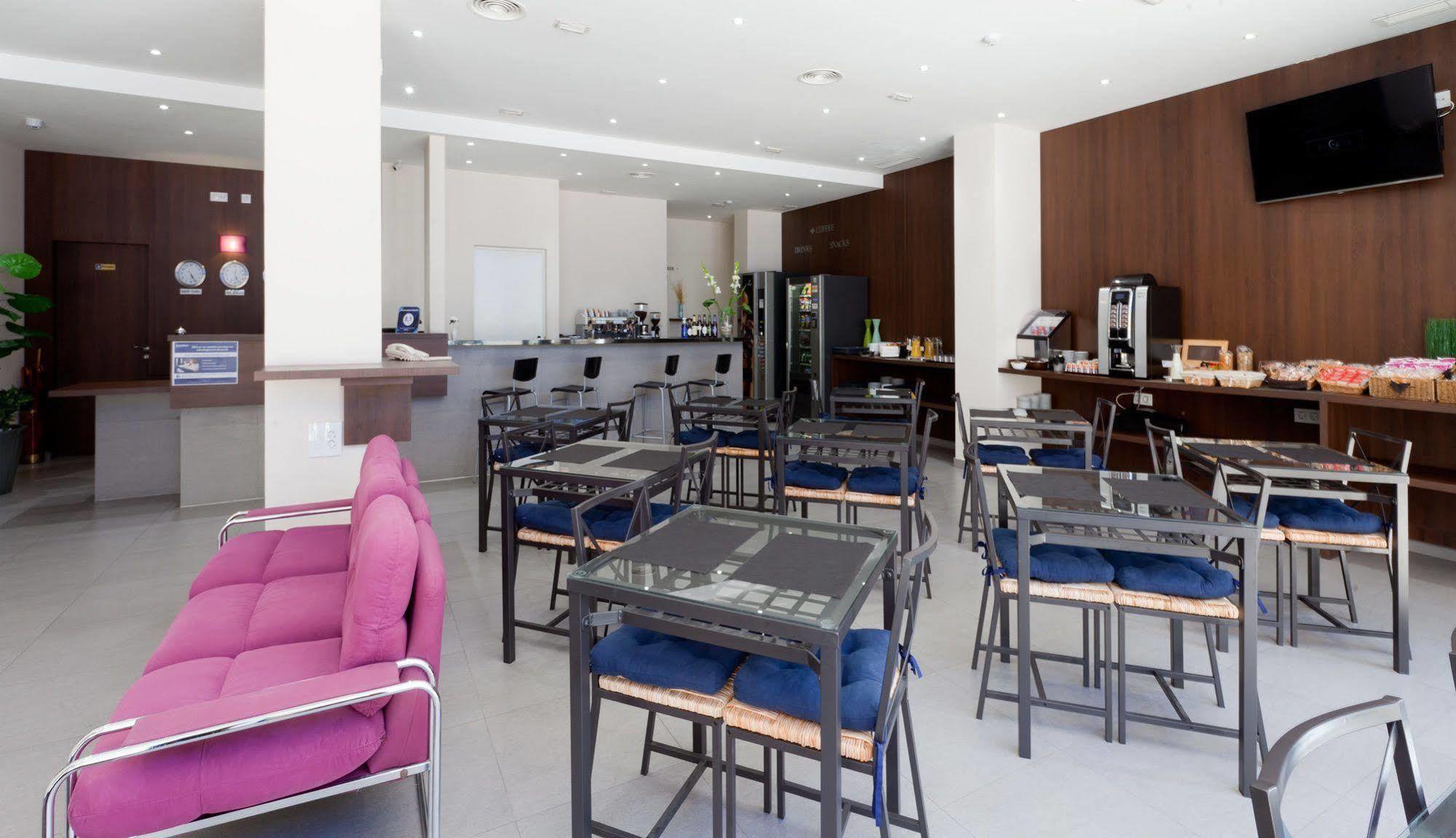 Olympia Universidades Hotel 3*