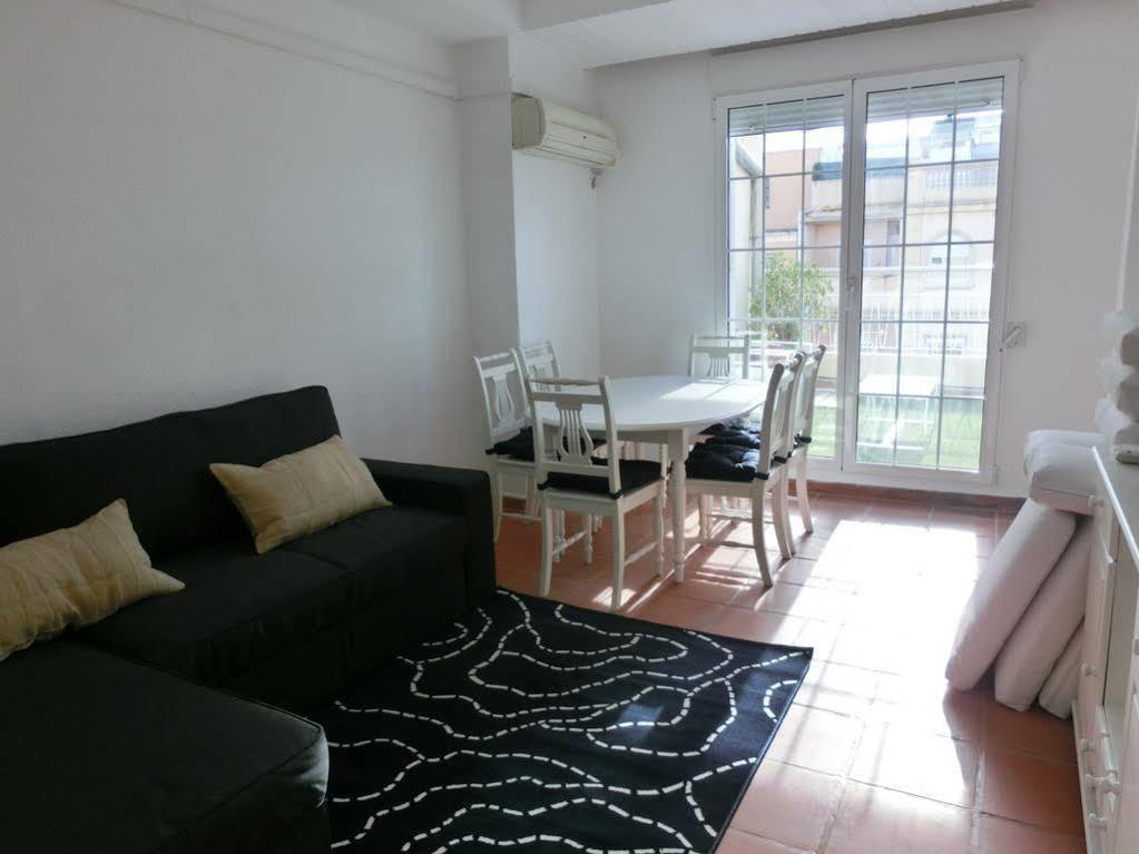 Total Attics Iii Apartment *