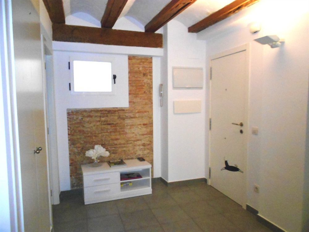 Flats Friends Tetuan 3* Valencia