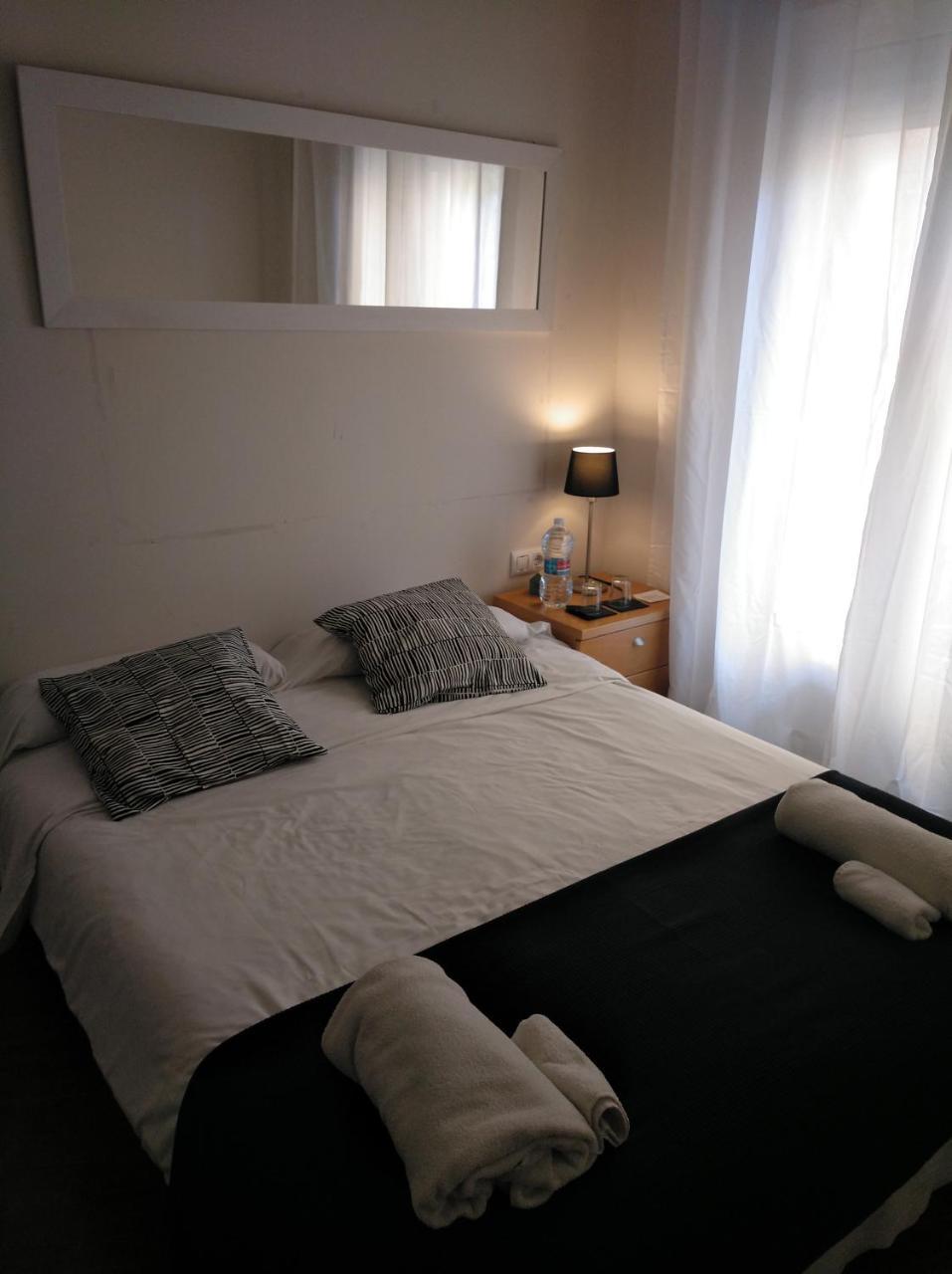 7 Moons Bed & Breakfast Valencia