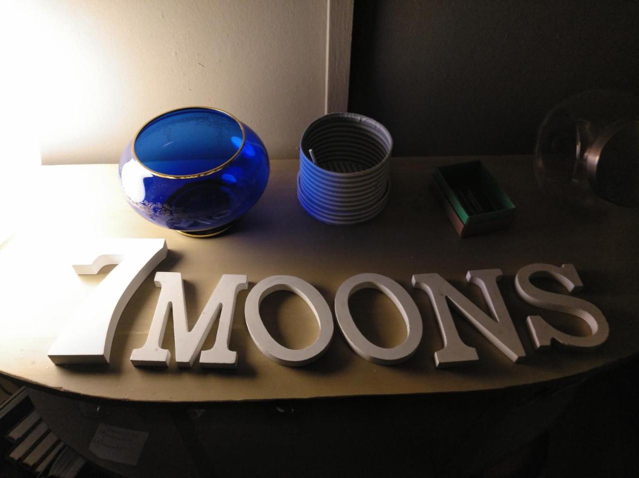 7 Moons Valencia