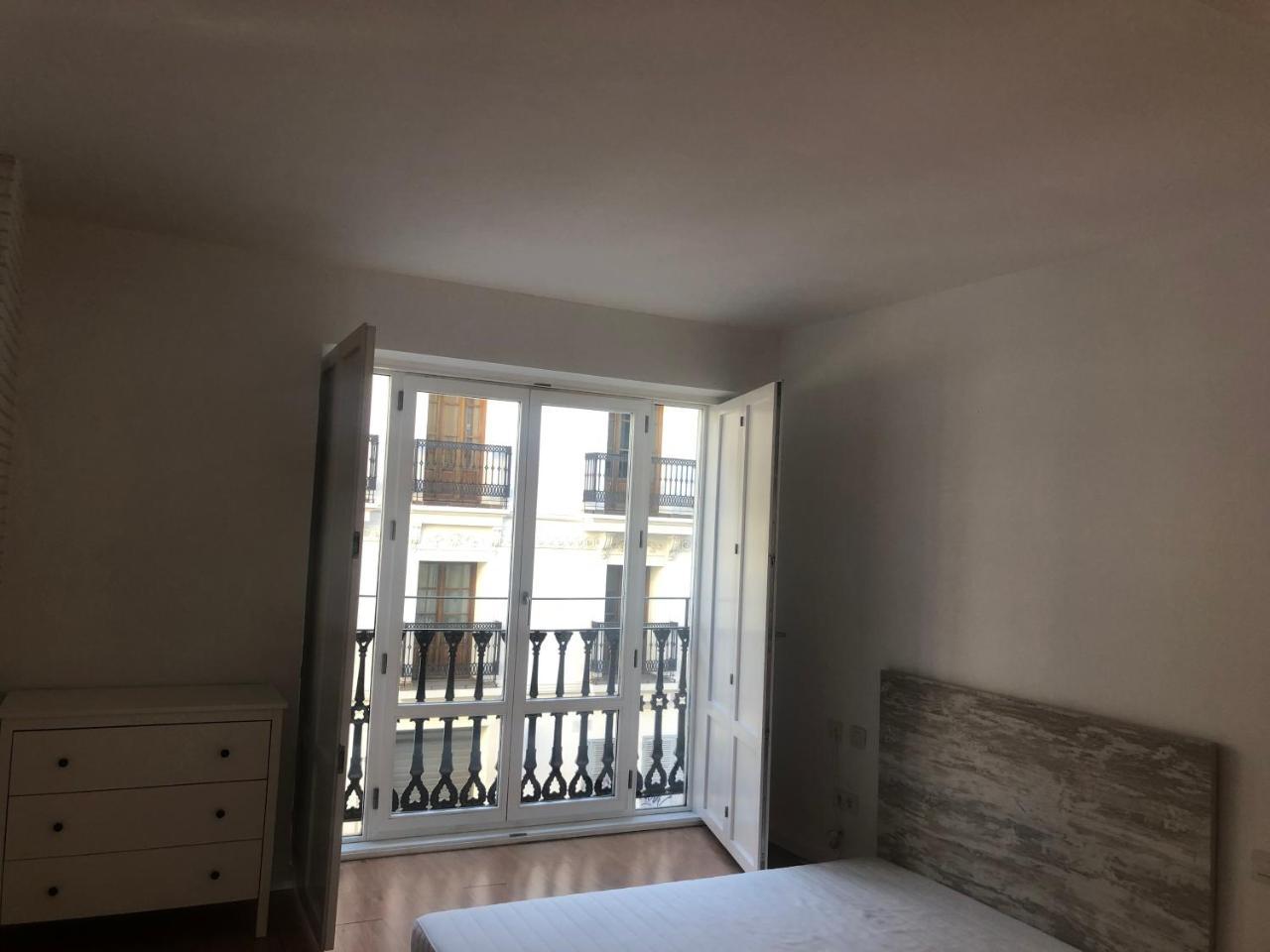 Apartment Calle Espartero N 4 *